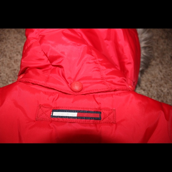 Vintage Women’s Tommy Hilfiger coat - Picture 4 of 5